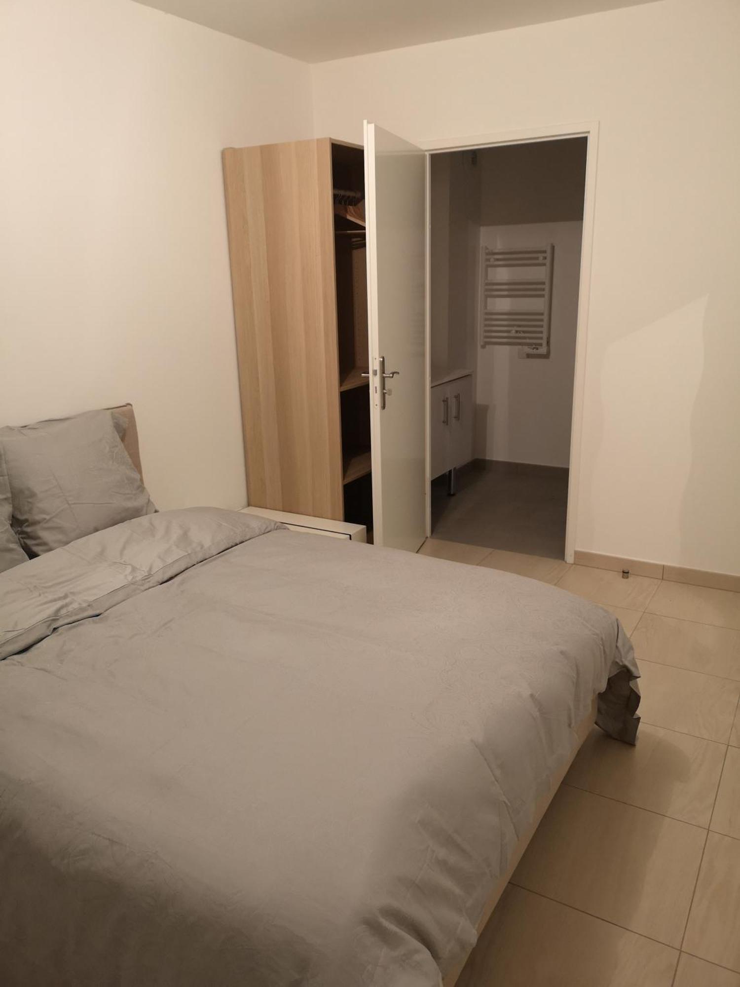 Bienvenus Chez Eric A Montevrain Apartment Exterior foto